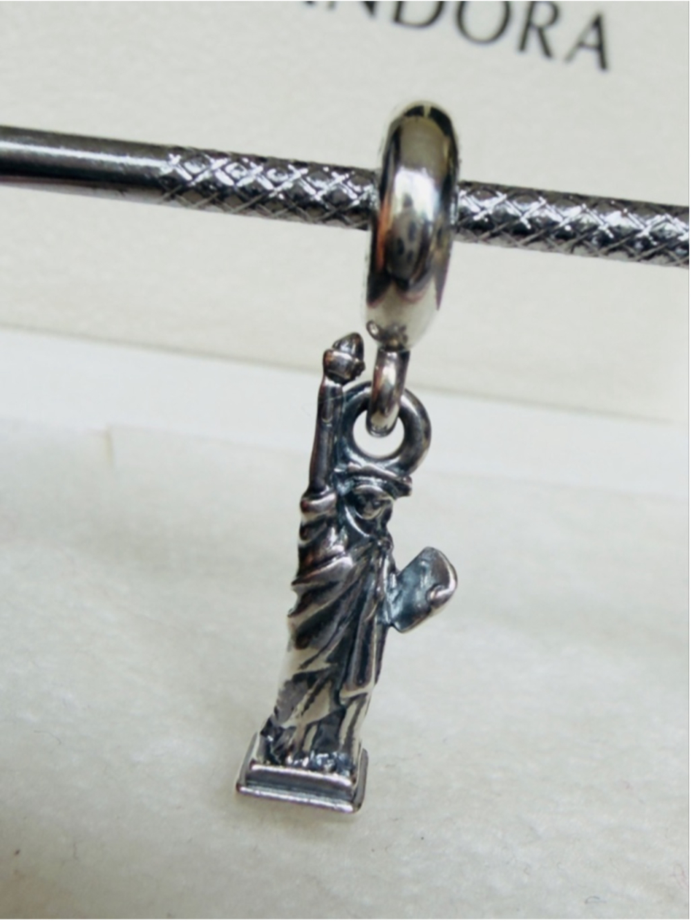 Pandora Sterling Silver 925 New York Statue of Liberty Dangle Charm